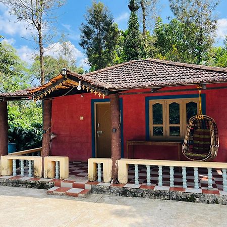 Preetham Homestay Kushālnagar Exteriör bild
