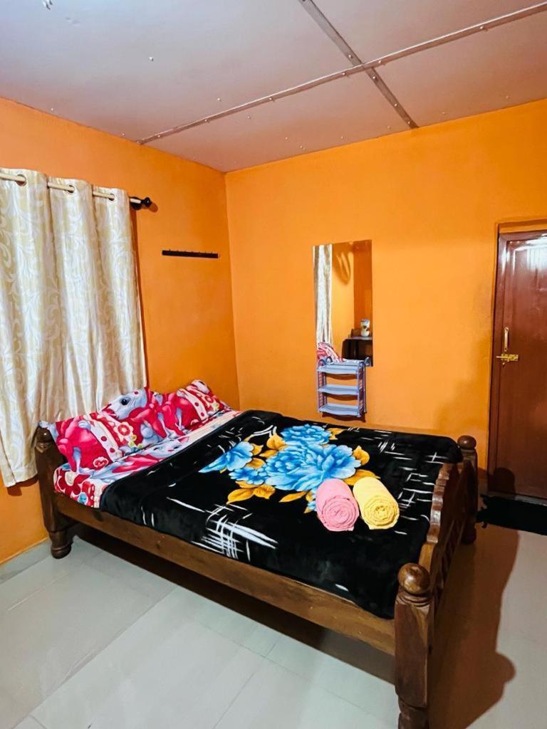 Preetham Homestay Kushālnagar Exteriör bild