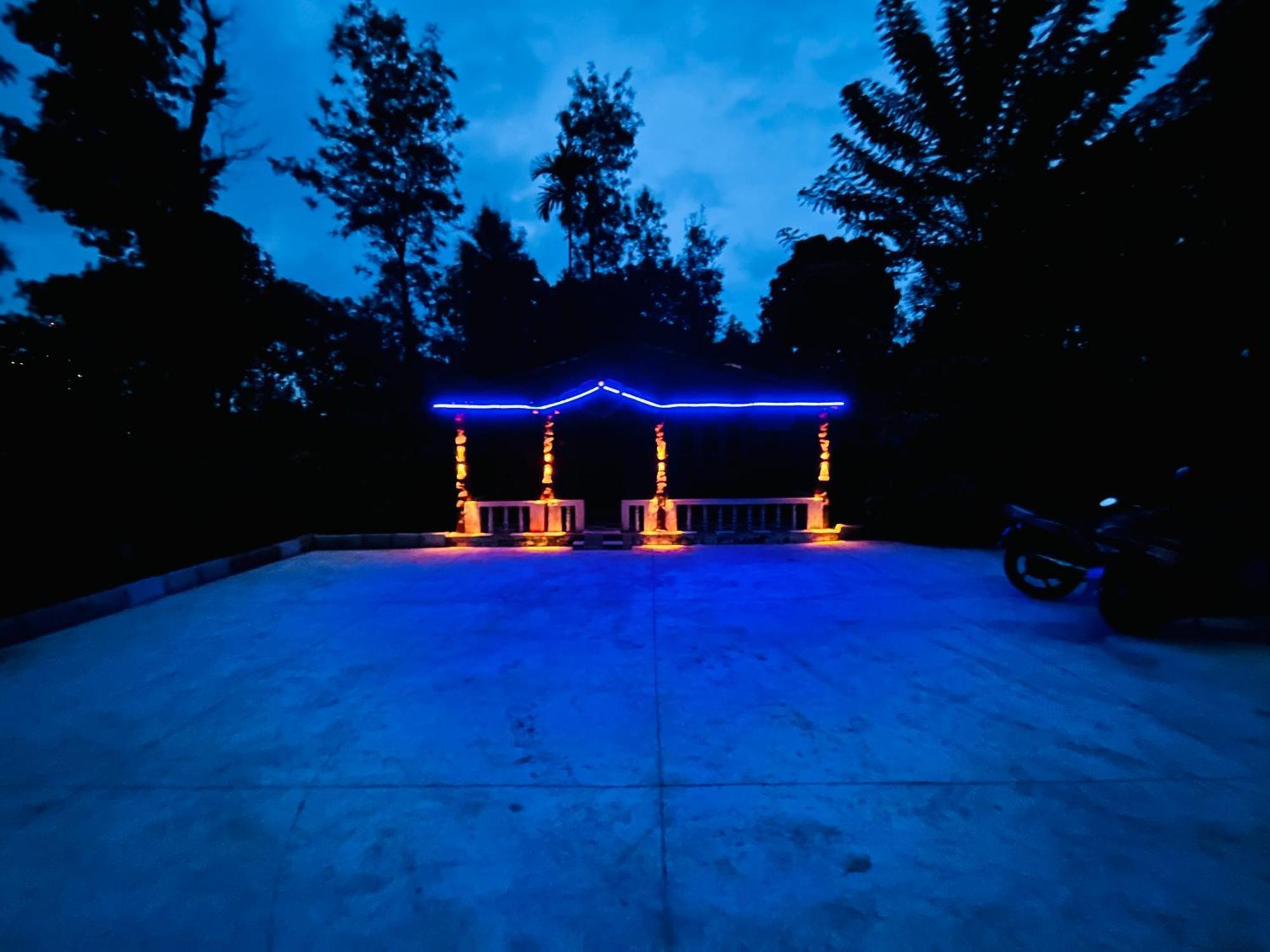 Preetham Homestay Kushālnagar Exteriör bild